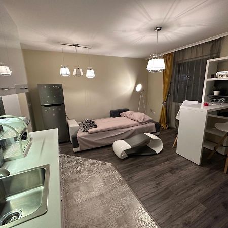 Uni Time Apartment By Lmg София Экстерьер фото